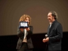 Valeria Golino consegna il premio Fellini a Paolo Sorrentino